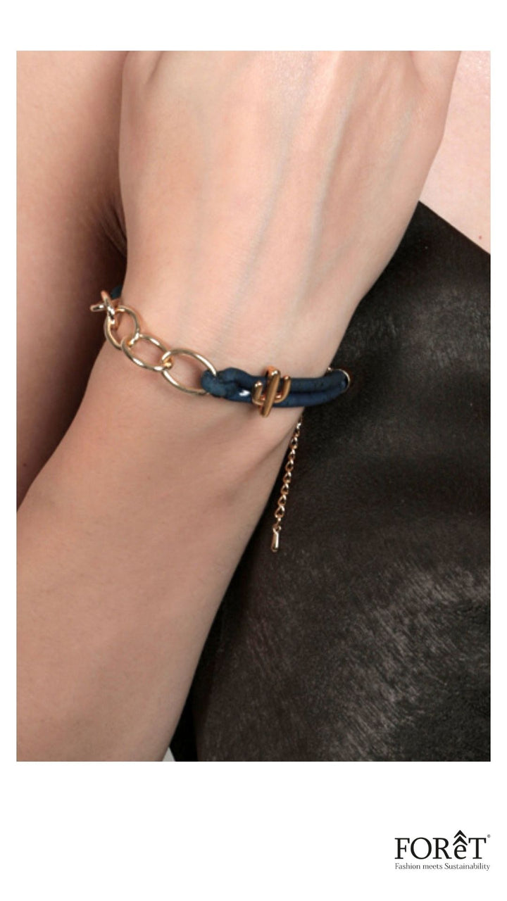 Arizona Bold Gold Bracelet in Navy Blue